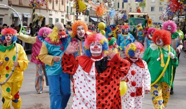 Maskenbal u 4. razredu